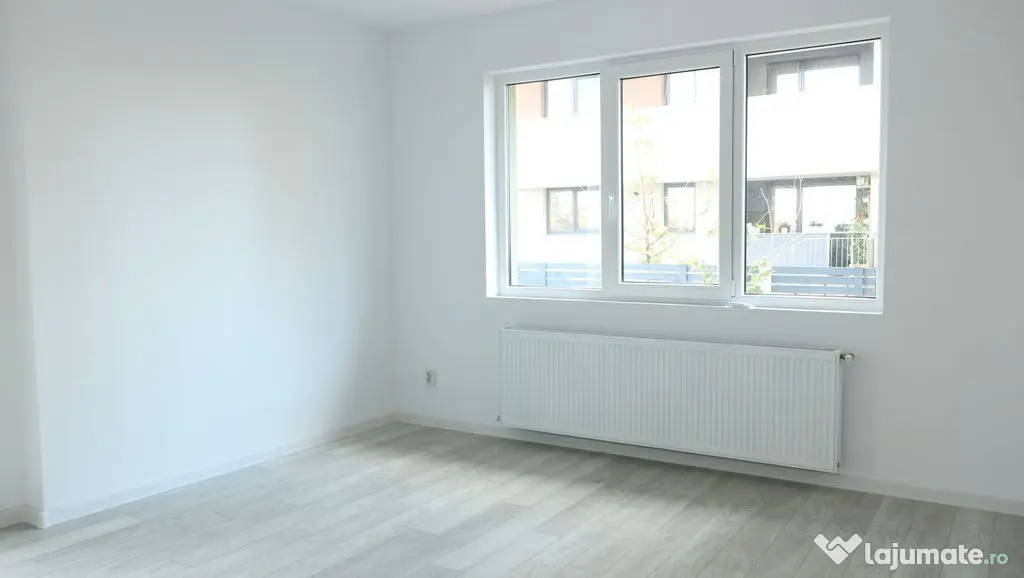 3 CAMERE LA PARTER CU CURTE PROPRIE DE 57MP, 2 BAI, POZIT...