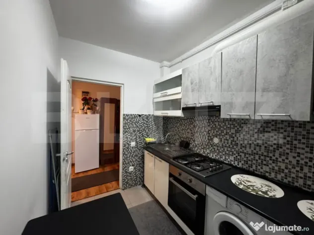Apartament 2 camere, grădină, parcare, zona Cetății