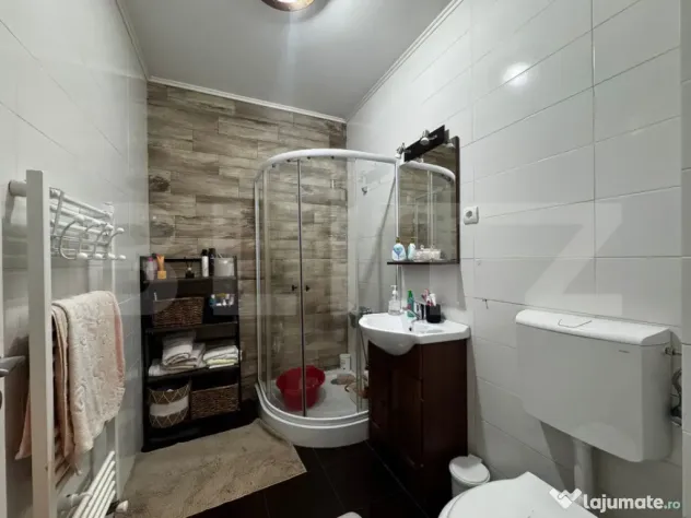 Apartament 2 camere, grădină, parcare, zona Cetății