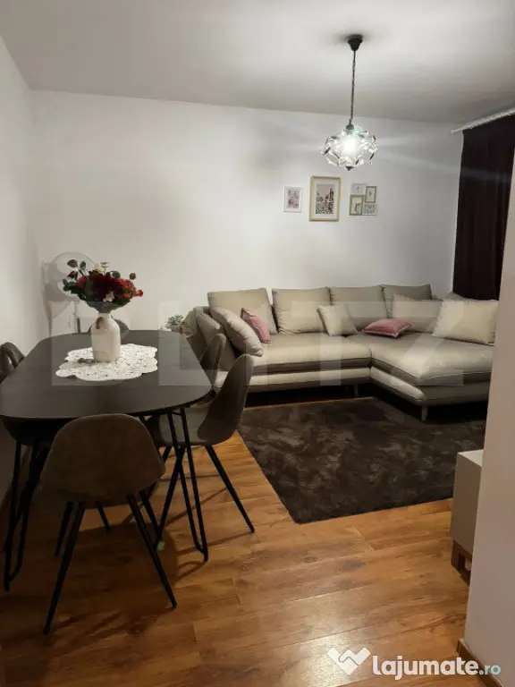 Apartament 2 camere, grădină, parcare, zona Cetății