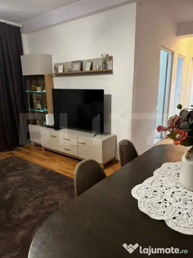 Apartament 2 camere, grădină, parcare, zona Cetății