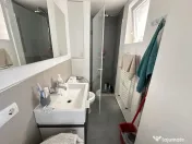 Garsoniera moderna cu curte zona Tilisca 