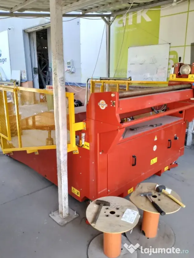 De vanzare derulatoare cabluri electrice