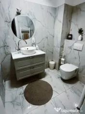 Apartament 3 camere, 72 mp, zona Terra
