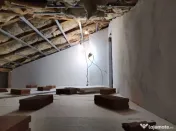 Se vinde apartament pod cu suprafata de 275 mp Floresti