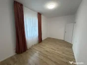 Apartament 3 camere, 70 mp, Sub Cetate 