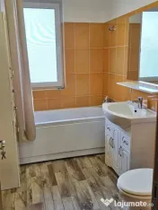 Apartament 3 camere 58 mp Floresti zona Eroilor 
