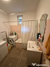 Apartament la casa 2 camere plus gradina in Floresti zona Ti