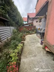 Apartament la casa 2 camere plus gradina in Floresti zona Ti