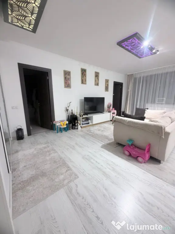 Apartament 2 camere 56mp utili +balcon 7mp zona Subcetate
