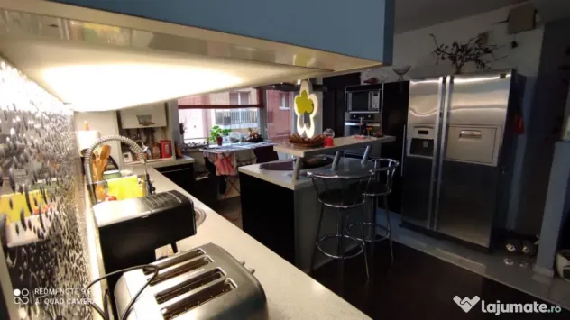 Apartament 3 camere , 98 mp + 2 parcari , zona Buna Ziua , C