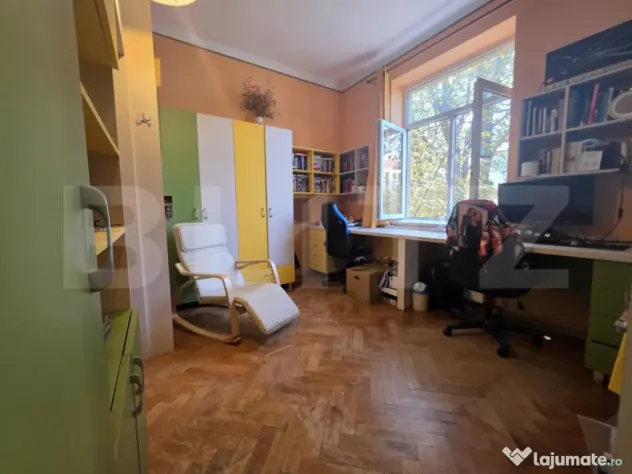 Apartament 3 camere, 75.25 mp, zonă Semicentrală