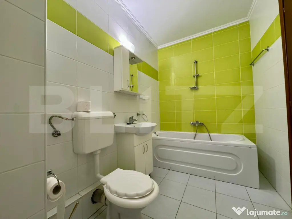 Apartament 2 camere decomandat, Prima Nufarul, parcare inclu