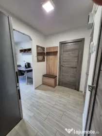 Apartament cu 3 camere , 61 mp, zona Manastur