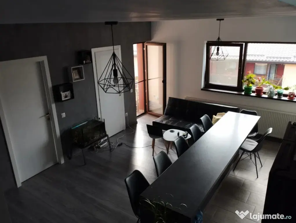 Apartament 4 camere , 120 mp ,zona Stejarului Floresti