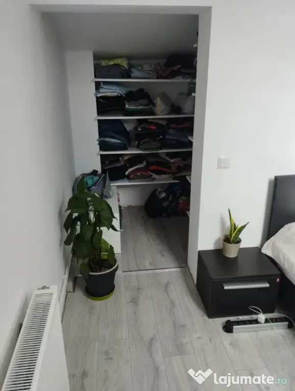 Apartament 4 camere , 120 mp ,zona Stejarului Floresti