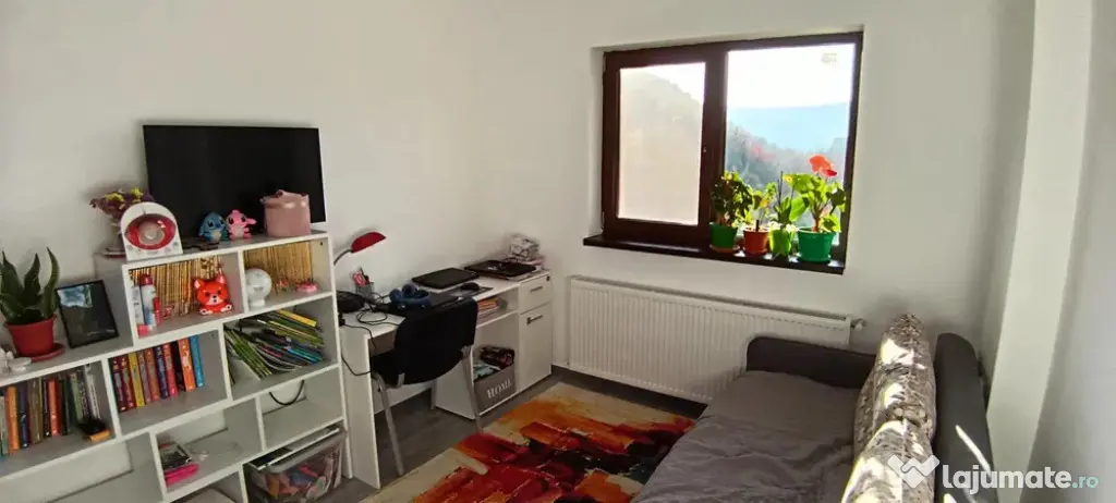Apartament 4 camere , 120 mp ,zona Stejarului Floresti