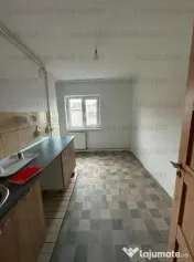 Apartament decomandat, 2 camere, spatios, zona Centrul Civic! 