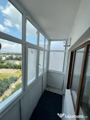 Apartament 2 camere, decomandat, zona Vest