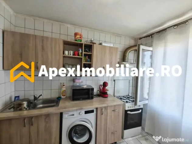 Apartament 3 camere de inchiriat Pantelimon București | Ape