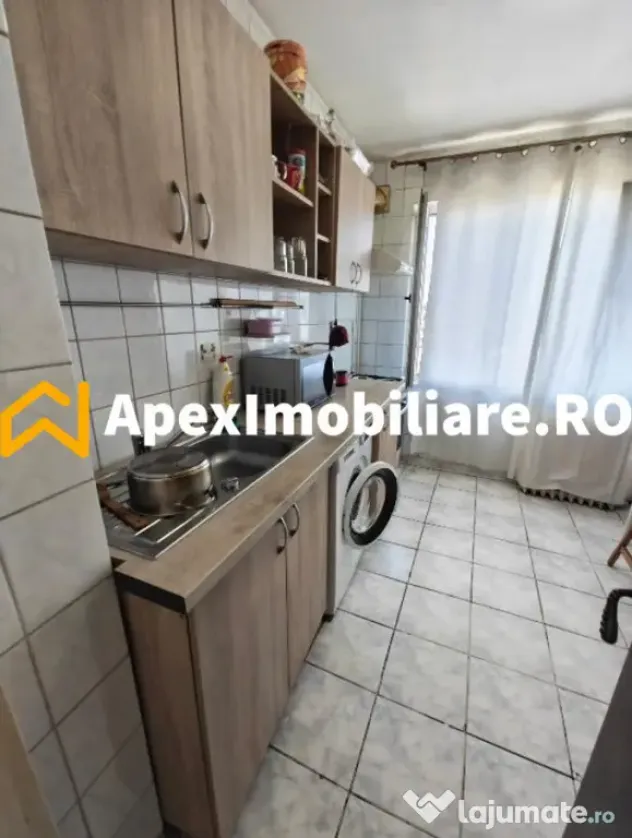 Apartament 3 camere de inchiriat Pantelimon București | Ape