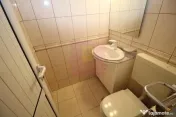 Apartament cu 3 camere de vânzare Decebal adiacent