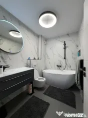 Apartament 3 camere semidecomandat 66.2 mp, Zona Vivo, Flore 
