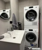 Apartament 3 camere semidecomandat 66.2 mp, Zona Vivo, Flore 