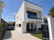 Vilă premium de vanzare in Sat Costi 