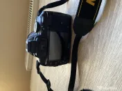 Nikon D3000 + obiectiv Nikon 18-105mm VR 