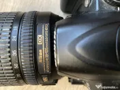 Nikon D3000 + obiectiv Nikon 18-105mm VR 