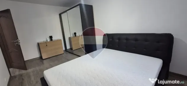 Garsonieră modernă de închiriat | Central Piatra-Neamț
