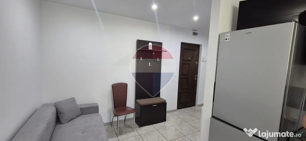 Garsonieră modernă de închiriat | Central Piatra-Neamț