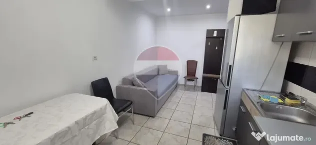 Garsonieră modernă de închiriat | Central Piatra-Neamț