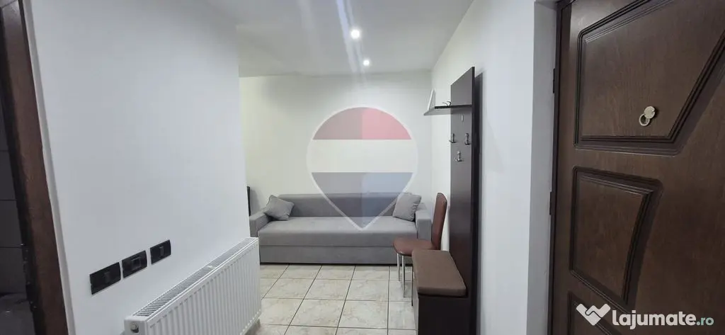 Garsonieră modernă de închiriat | Central Piatra-Neamț