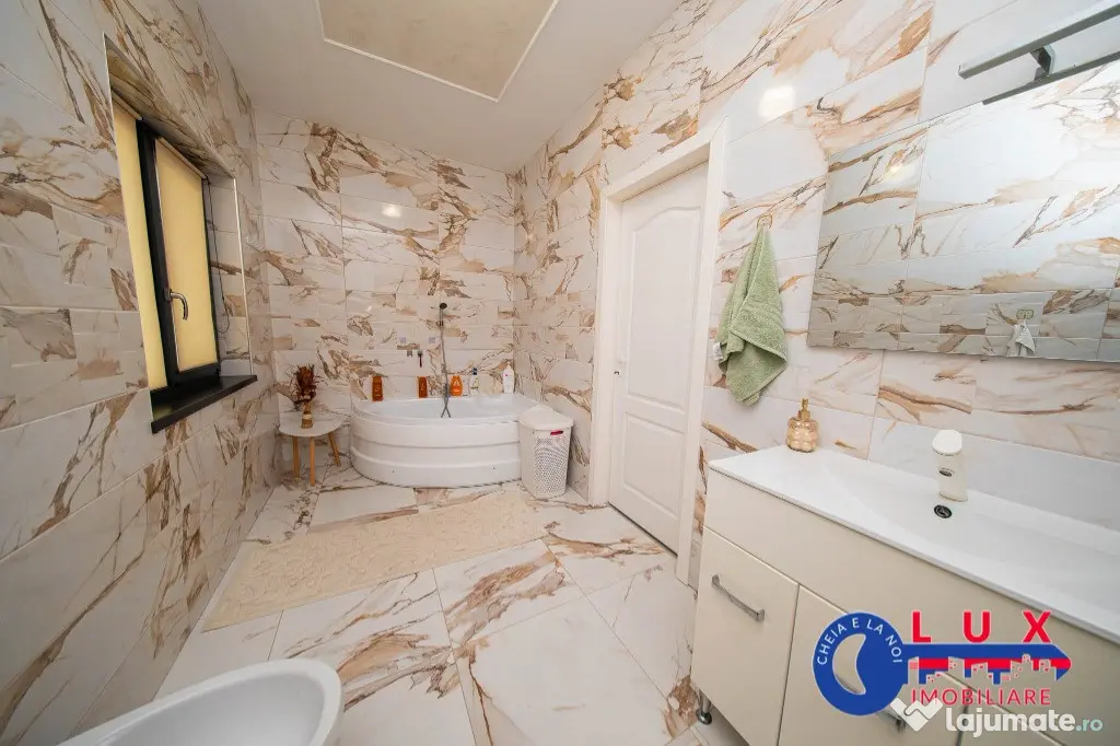 ID 6455 EXCLUSIVITATE-Vila de tip P+E - Zona 9 Mai