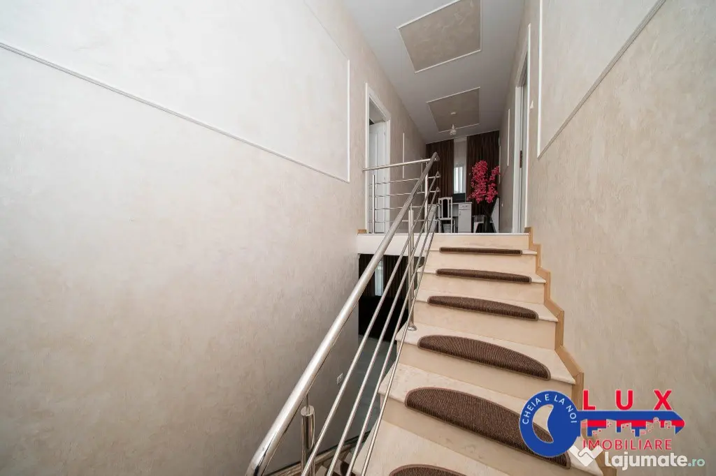 ID 6455 EXCLUSIVITATE-Vila de tip P+E - Zona 9 Mai