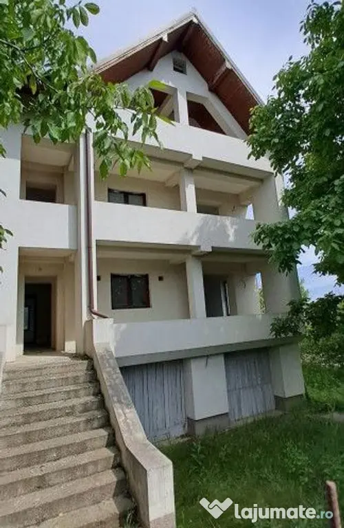Vila Independenta , D+P+1+M+POD, 474 mp, Valea Lupului