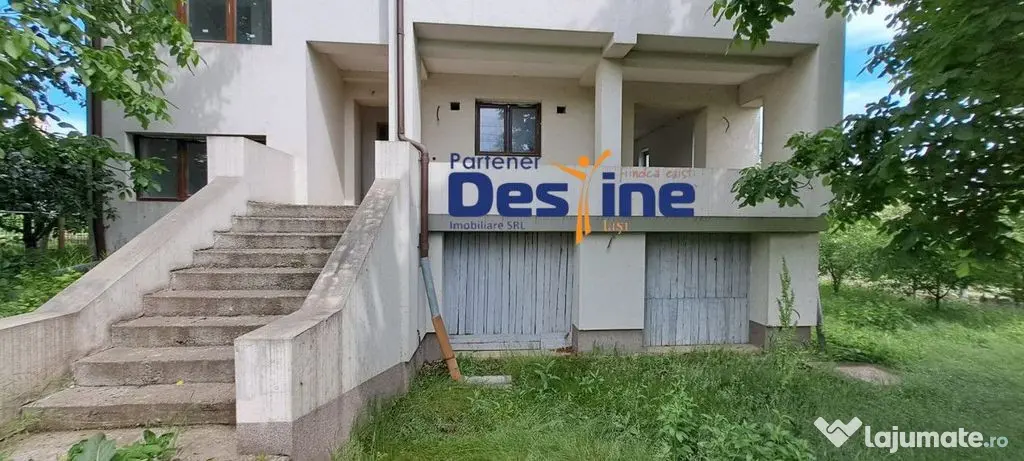Vila Independenta , D+P+1+M+POD, 474 mp, Valea Lupului