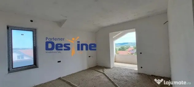 Vila Independenta , D+P+1+M+POD, 474 mp, Valea Lupului