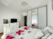 De inchiriat apartament de 2 camere si parcare subterana ... 