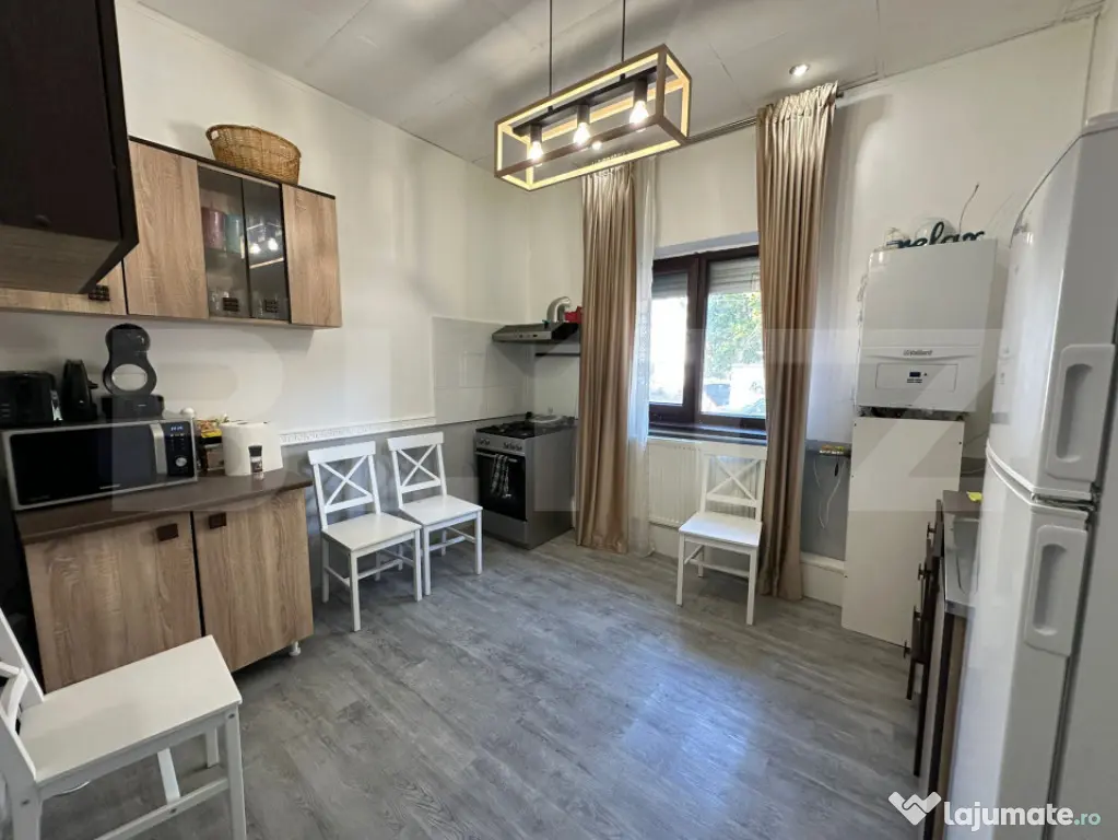 Spatiu comercial situat pe 2 niveluri, zona Dezrobirii