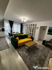 Vand apartament 3 camere 75mp,balcon 4mp,zona Eroilor