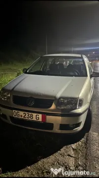 Vând Volkswagen Polo 