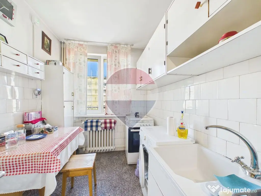 Apartament 3 camere | de vanzare | Zona Obor