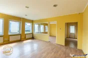 Unitate cu avantaj competitiv: 1.200 mp, teren 1.900 mp exte