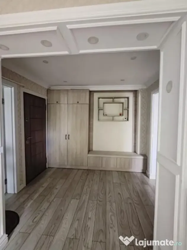 Apartament 2 camere, etajul 4, Zona Crucea Garii