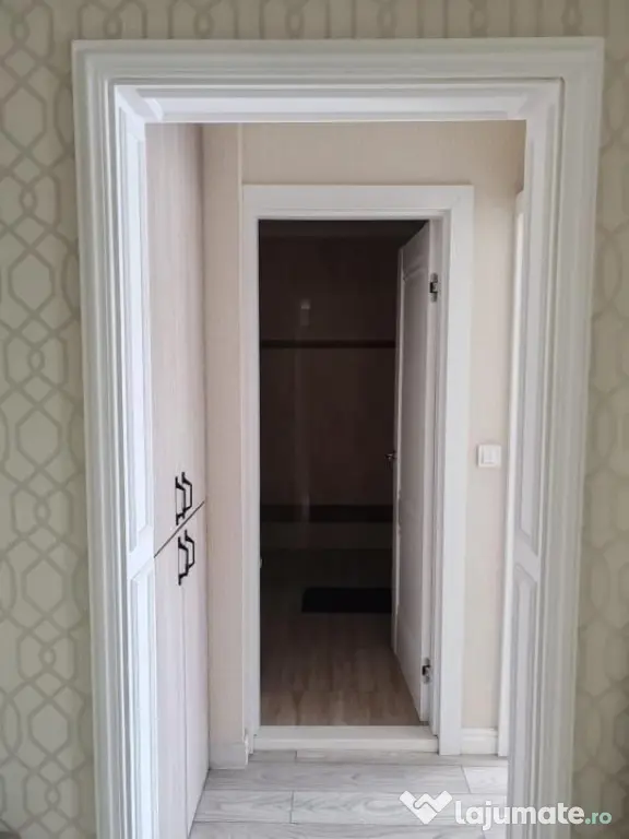 Apartament 2 camere, etajul 4, Zona Crucea Garii