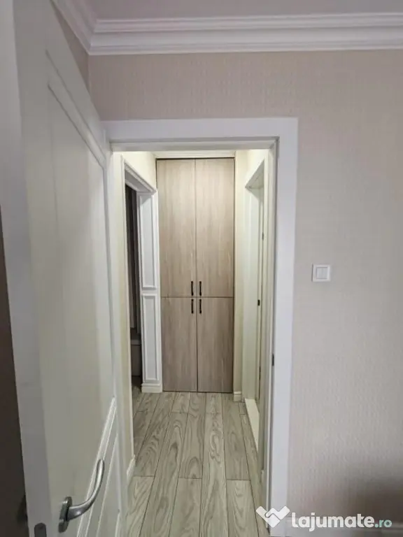 Apartament 2 camere, etajul 4, Zona Crucea Garii