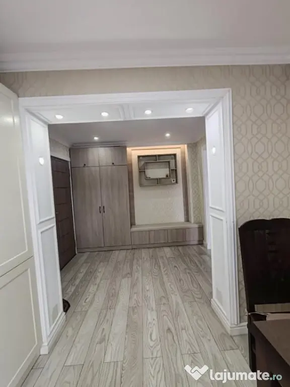 Apartament 2 camere, etajul 4, Zona Crucea Garii